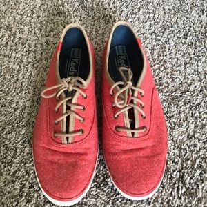 KEDS “Champion” Felt